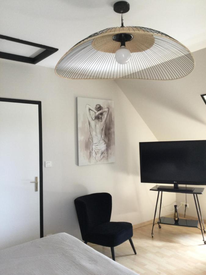 Coup De Coeur Assure ! Calm Comme A La Maison ! Maison Spacieuse Avec Grande Terrasse Pour 2 A 5 Personnes Proximite Granville Et Mer Avec Wifi Et Parking Gratuits Exteriör bild